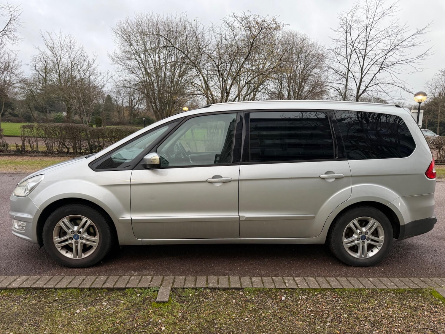 Used Ford Galaxy 2011 for sale - 77412124: Photo 9
