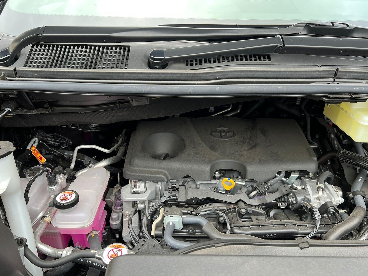 Used Toyota Alphard for sale - 76457485: Photo 16