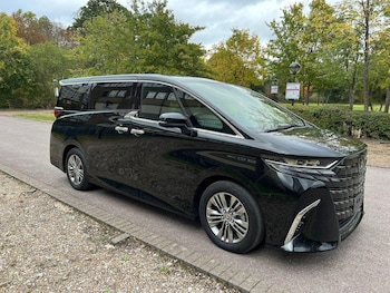 Used Toyota Alphard 2024 for sale - 76457485: Photo