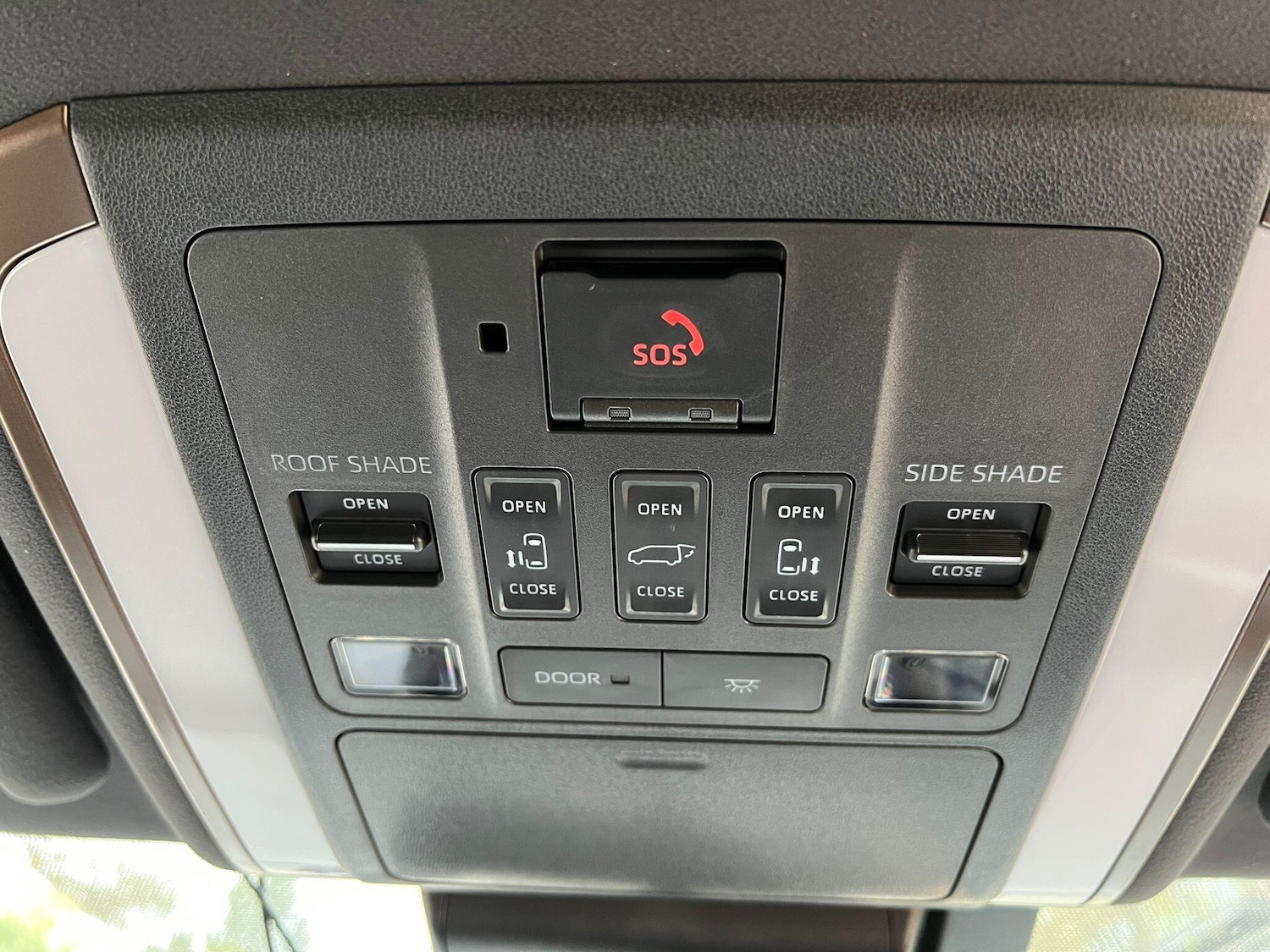 Used Toyota Alphard for sale - 76457485: Photo 25