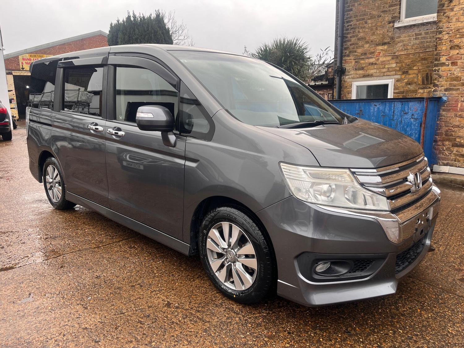 Used Honda Stepwagon for sale - 77278819: Photo 16