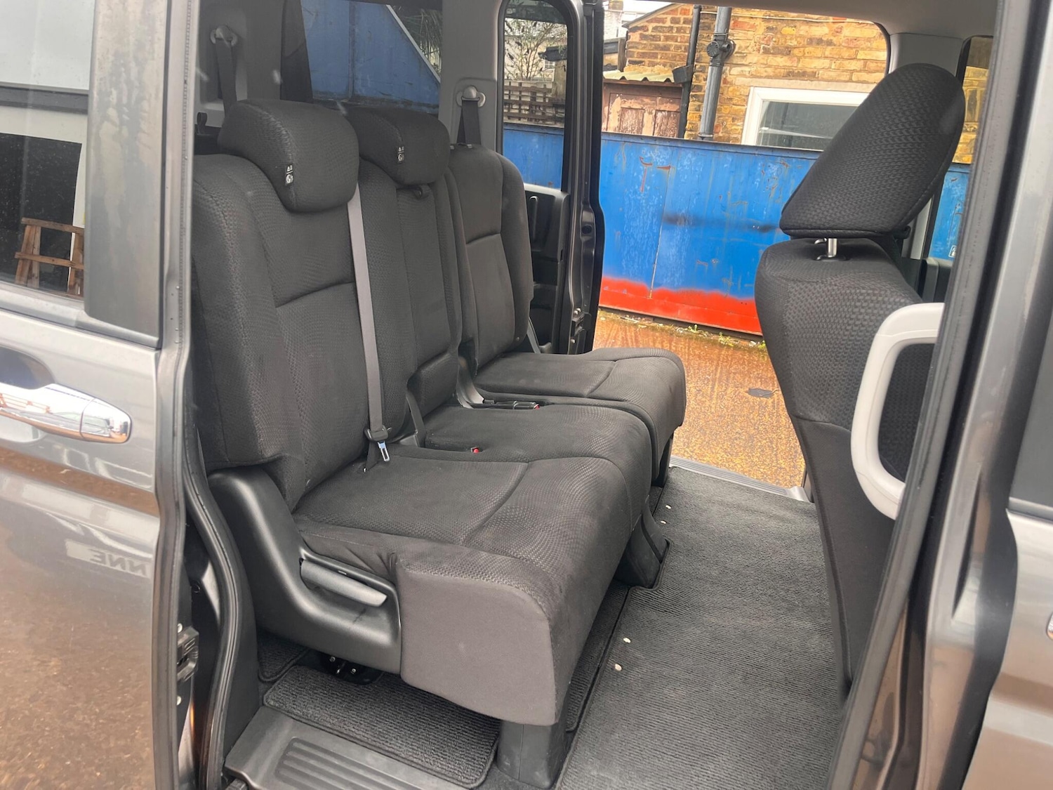 Used Honda Stepwagon for sale - 77278819: Photo 28