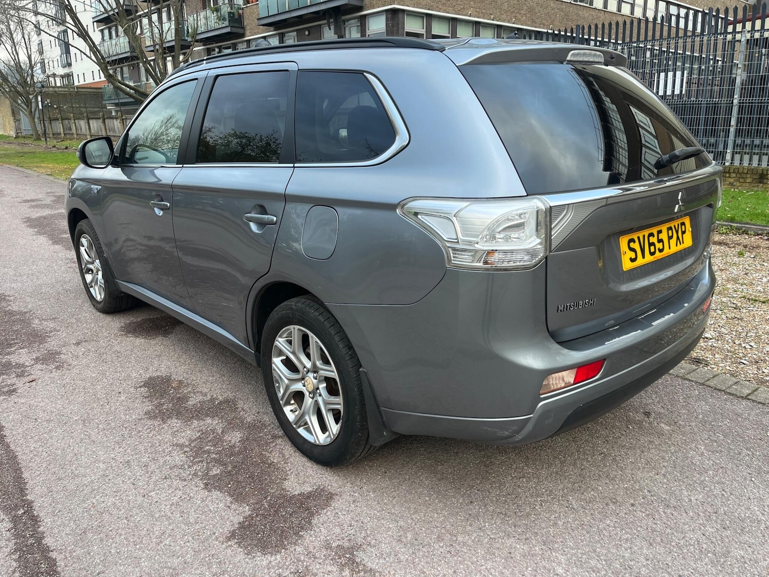 Used Mitsubishi Outlander 2015 for sale - 77084367: Photo 21