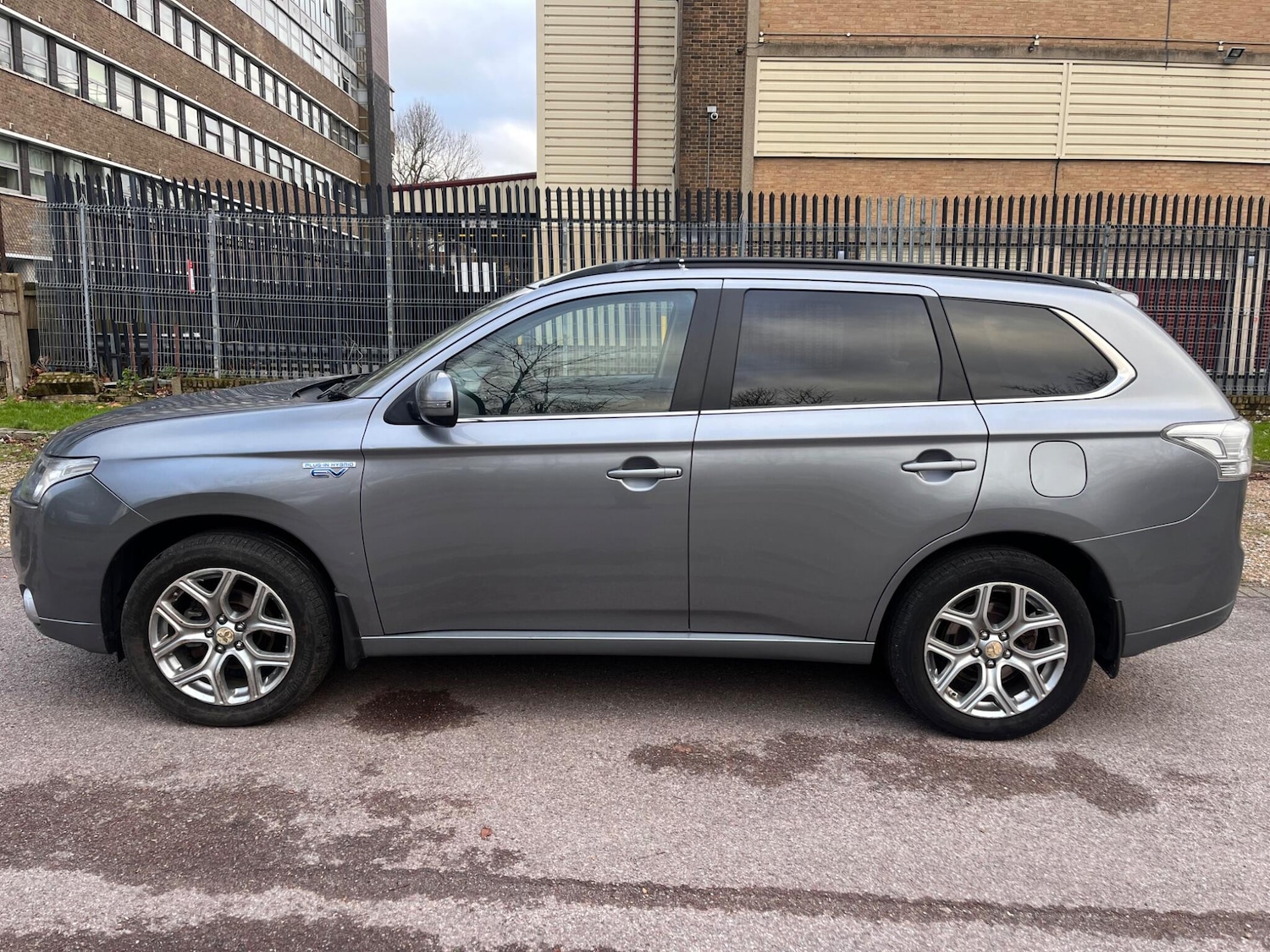 Used Mitsubishi Outlander 2015 for sale - 77084367: Photo 23