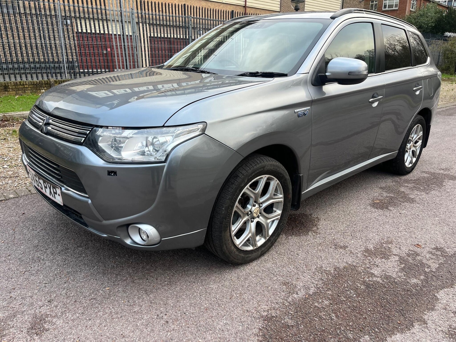Used Mitsubishi Outlander 2015 for sale - 77084367: Photo 25