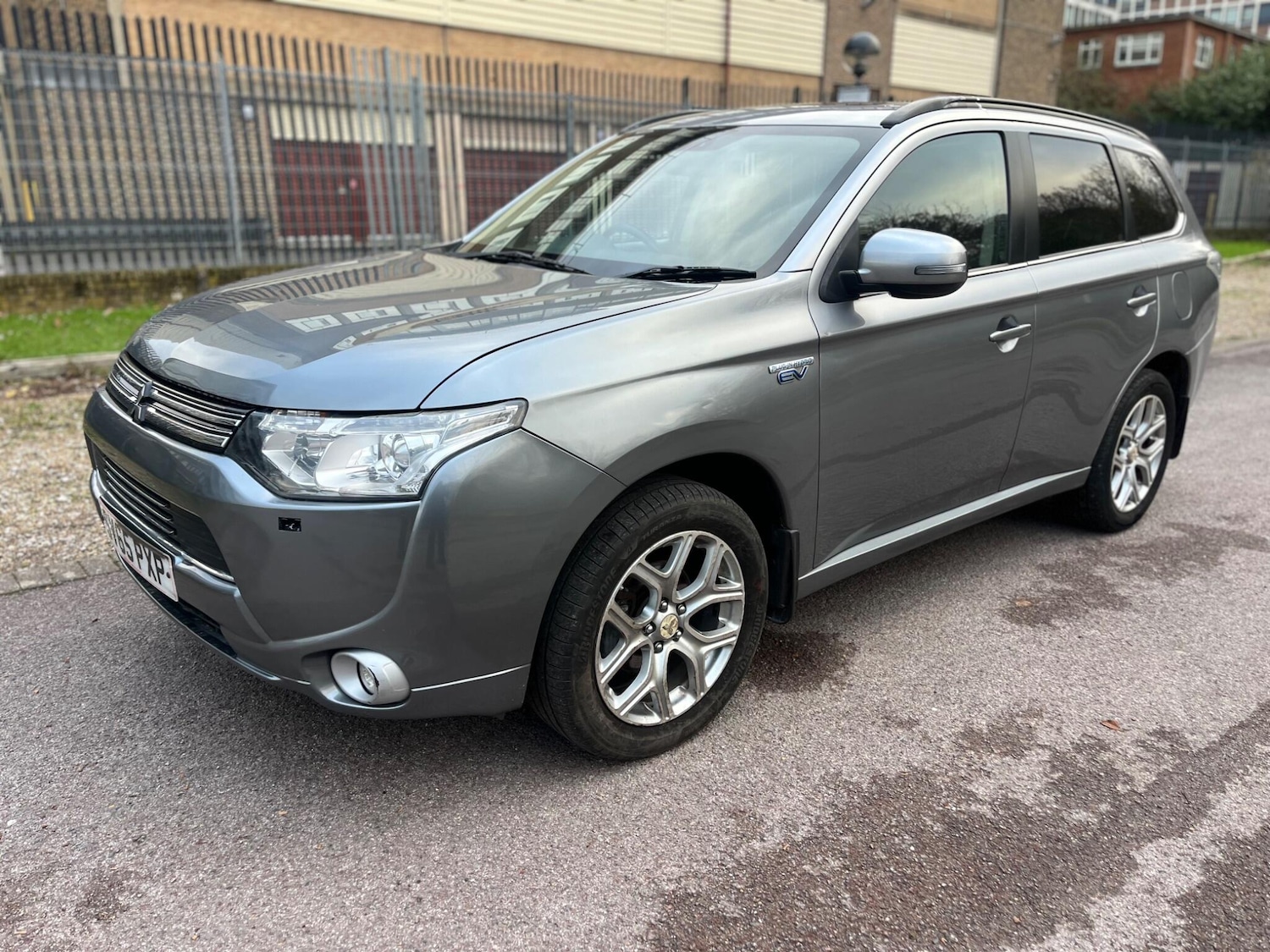 Used Mitsubishi Outlander 2015 for sale - 77084367: Photo 26