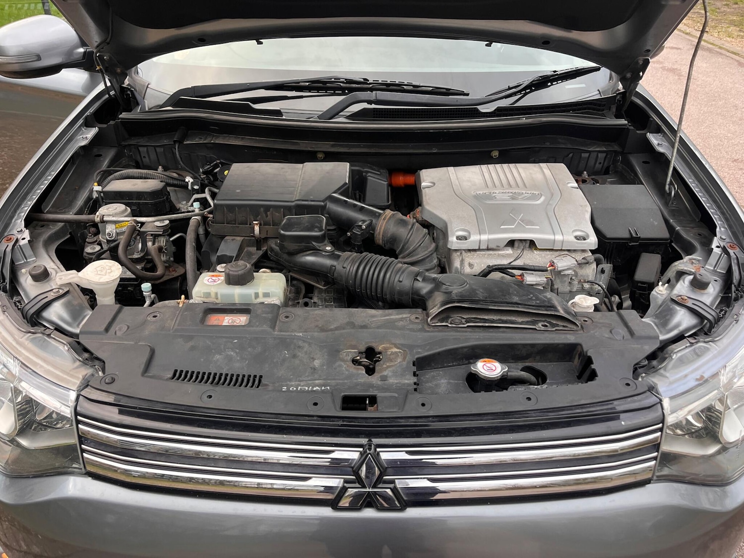 Used Mitsubishi Outlander 2015 for sale - 77084367: Photo 44