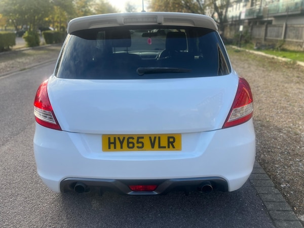 Used Suzuki Swift 2015 for sale - 76189377: Photo 17