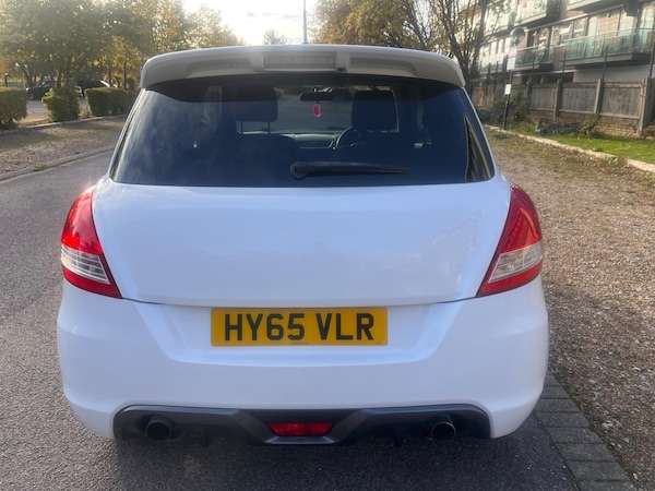Used Suzuki Swift 2015 for sale - 76189377: Photo 18