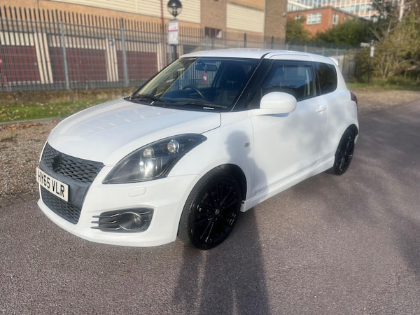 Used Suzuki Swift 2015 for sale - 76189377: Photo 26