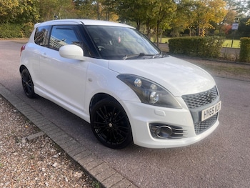Used Suzuki Swift 2015 for sale - 76189377: Photo 3