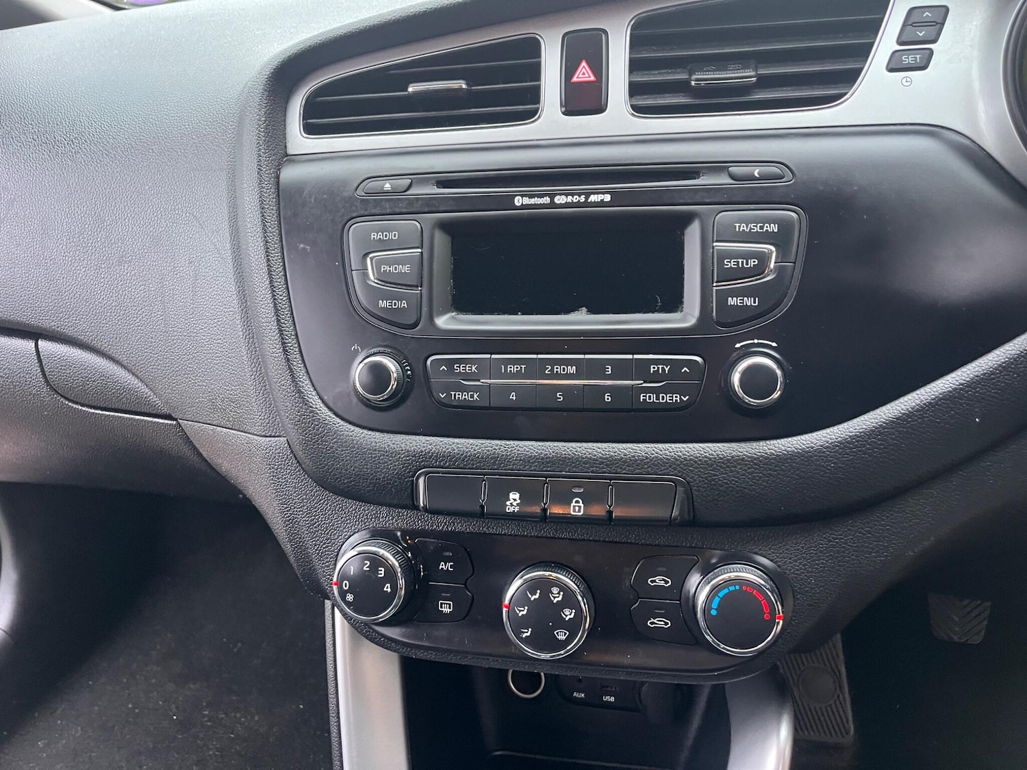 Used Kia Ceed 2015 for sale - 77386664: Photo 12