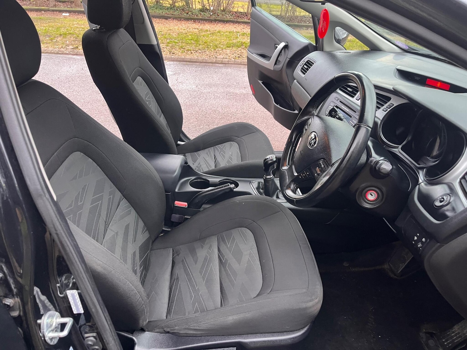 Used Kia Ceed 2015 for sale - 77386664: Photo 30