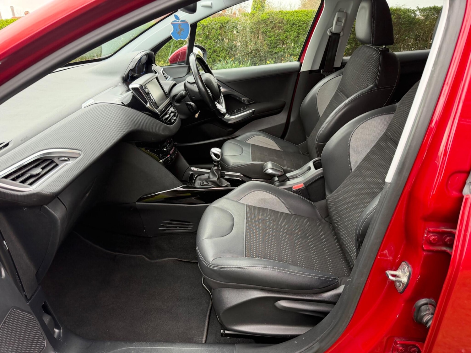 Used Peugeot 2008 2016 for sale - 78072658: Photo 18