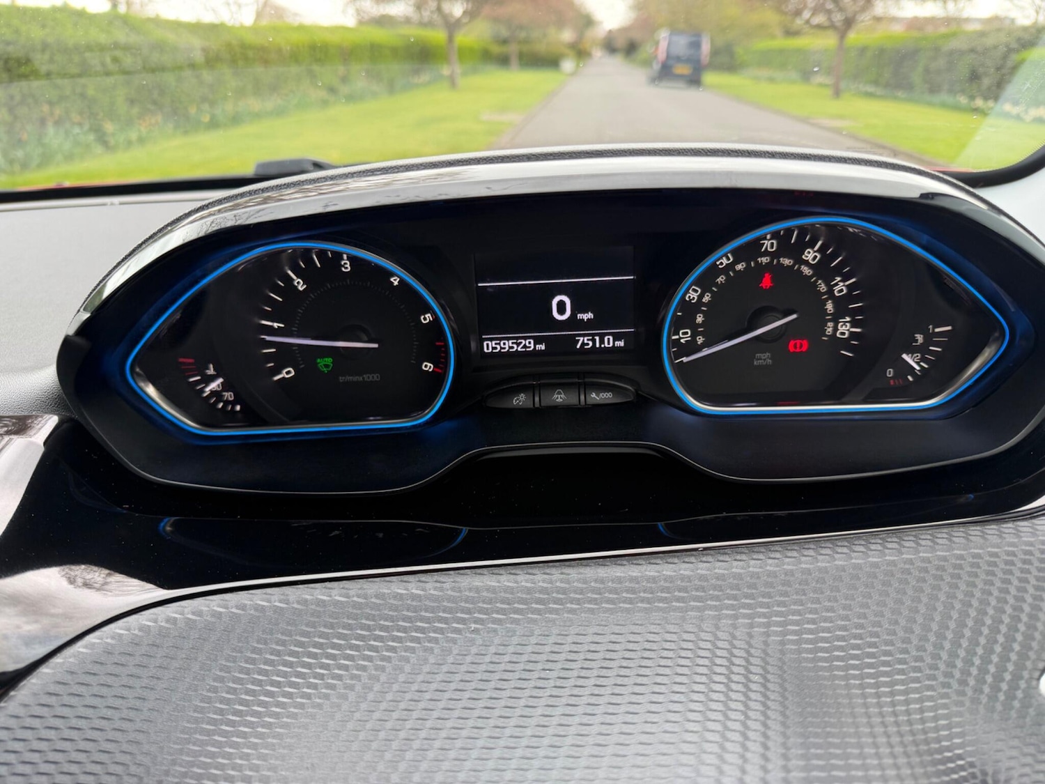 Used Peugeot 2008 2016 for sale - 78072658: Photo 34