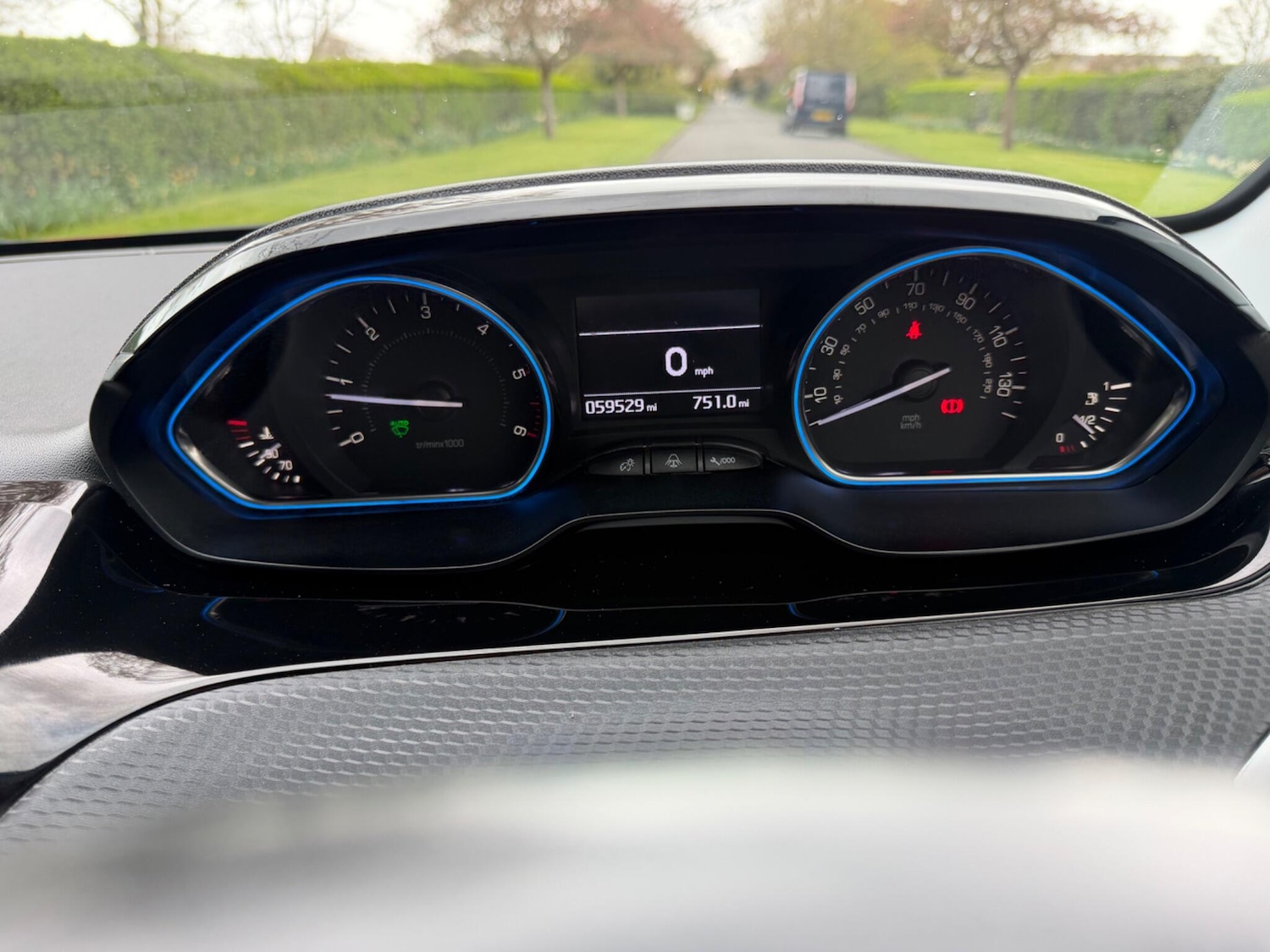 Used Peugeot 2008 2016 for sale - 78072658: Photo 38