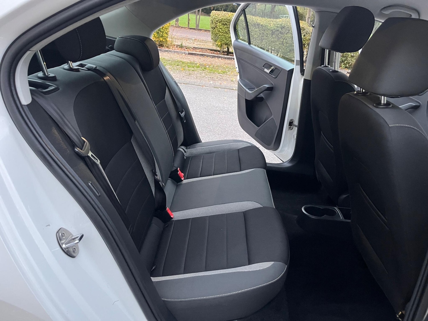 Used Skoda Rapid 2017 for sale - 76295880: Photo 6