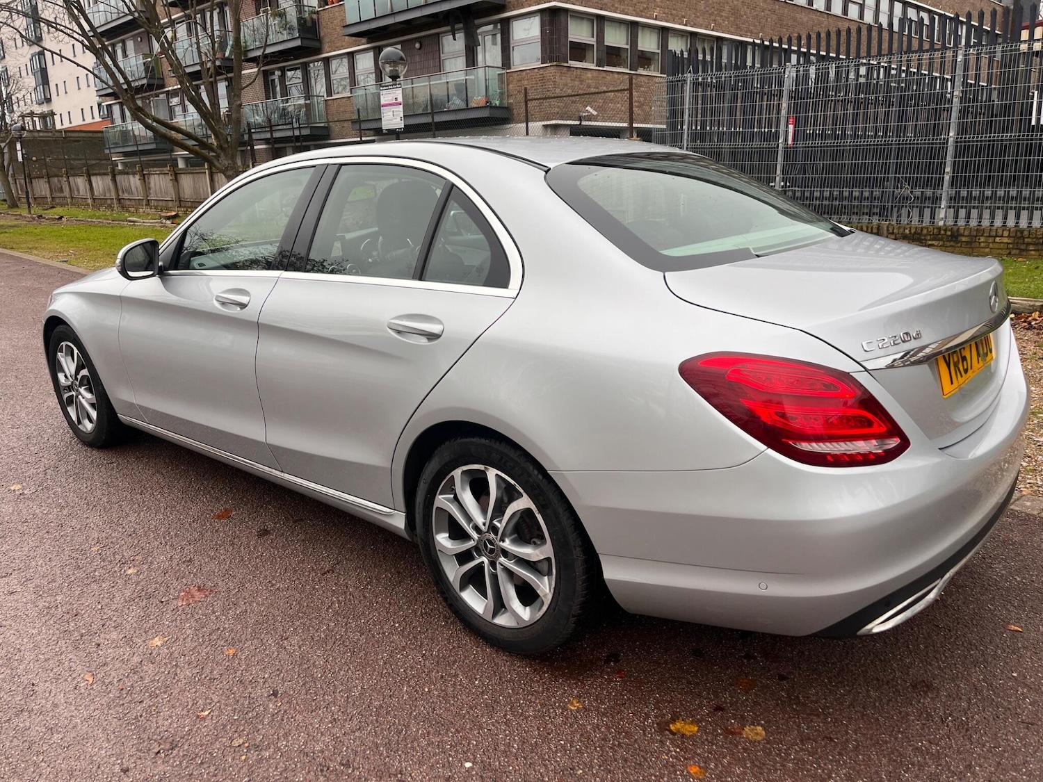 Used Mercedes-Benz C Class 2017 for sale - 76886822: Photo 30