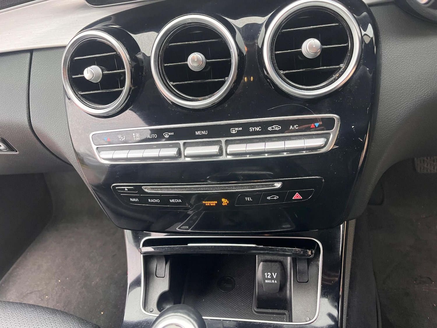 Used Mercedes-Benz C Class 2017 for sale - 76886822: Photo 38