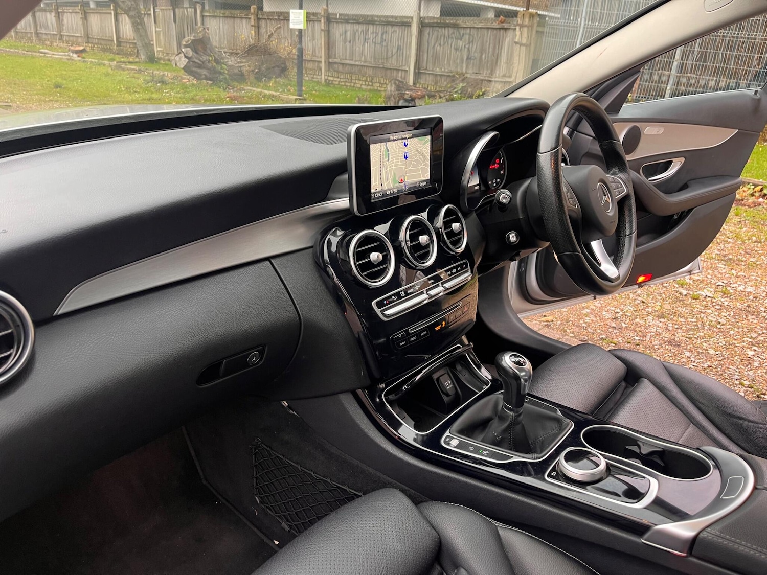 Used Mercedes-Benz C Class 2017 for sale - 76886822: Photo 41