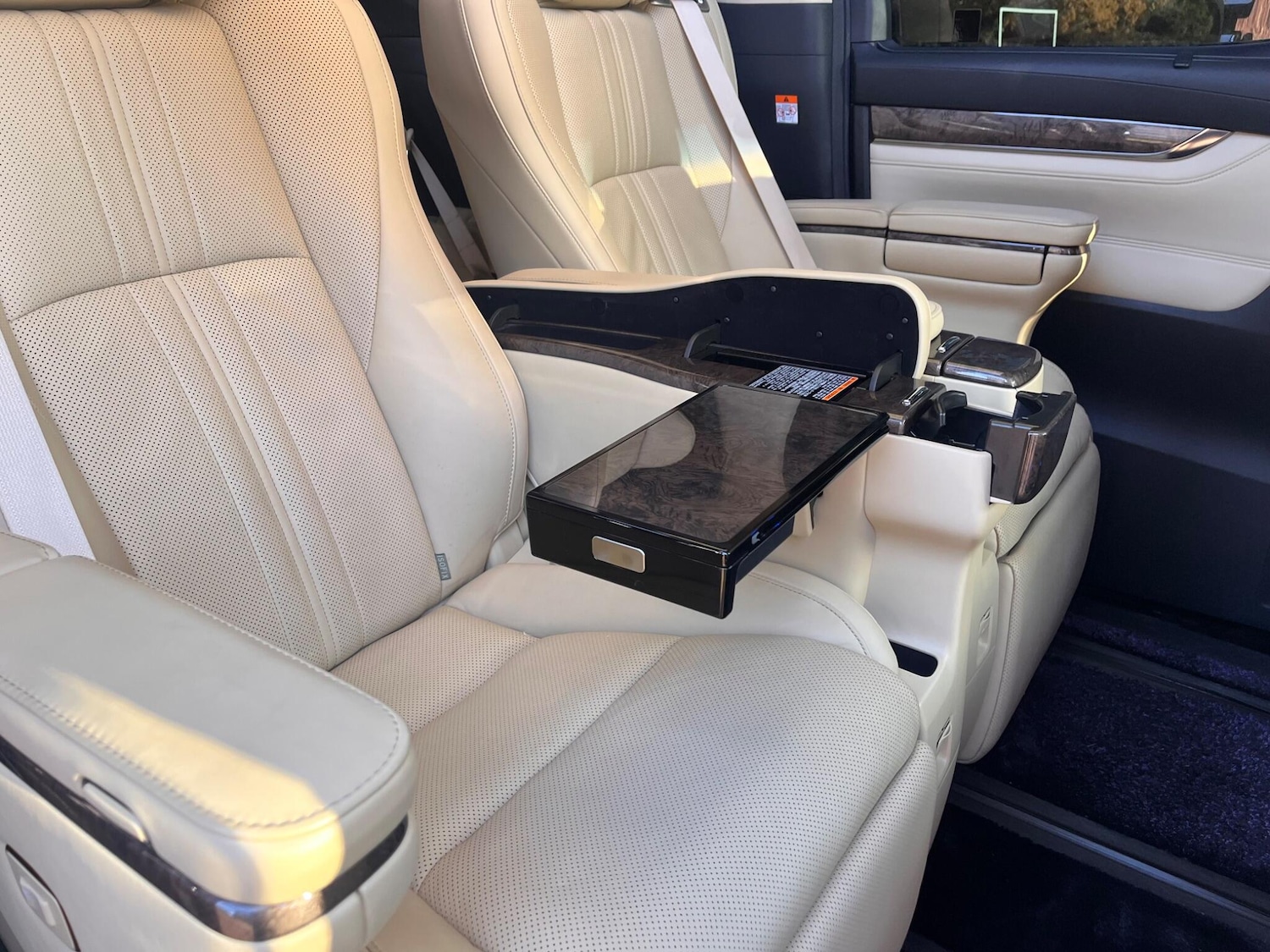 Used Toyota Alphard for sale - 76800813: Photo 44