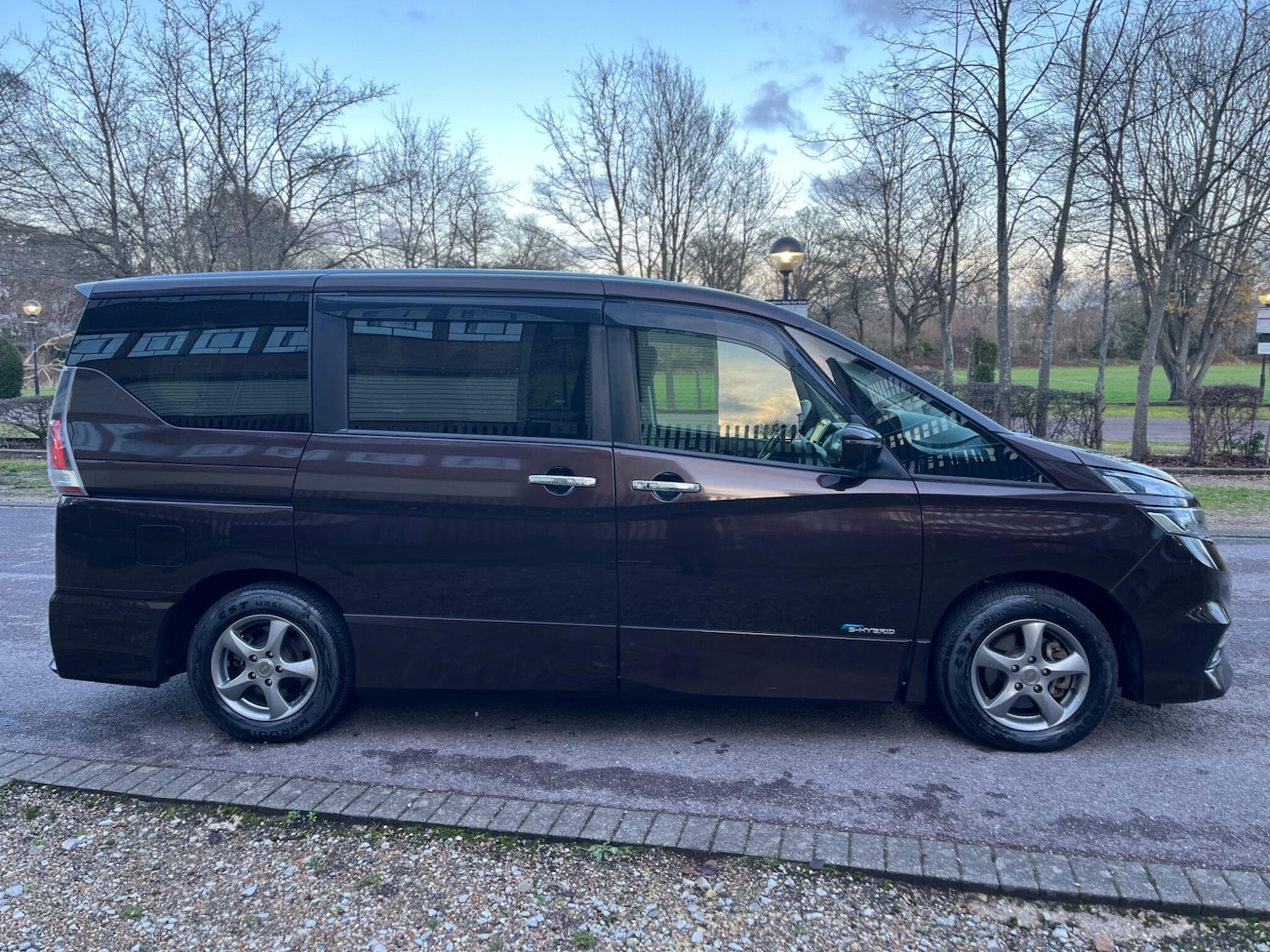 Used Nissan Serena for sale - 77267081: Photo 47