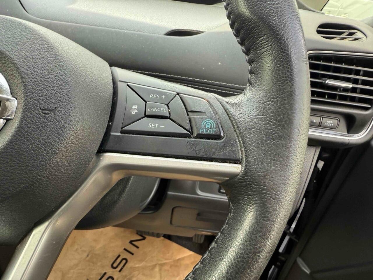 Used Nissan Serena for sale - 77267081: Photo 54