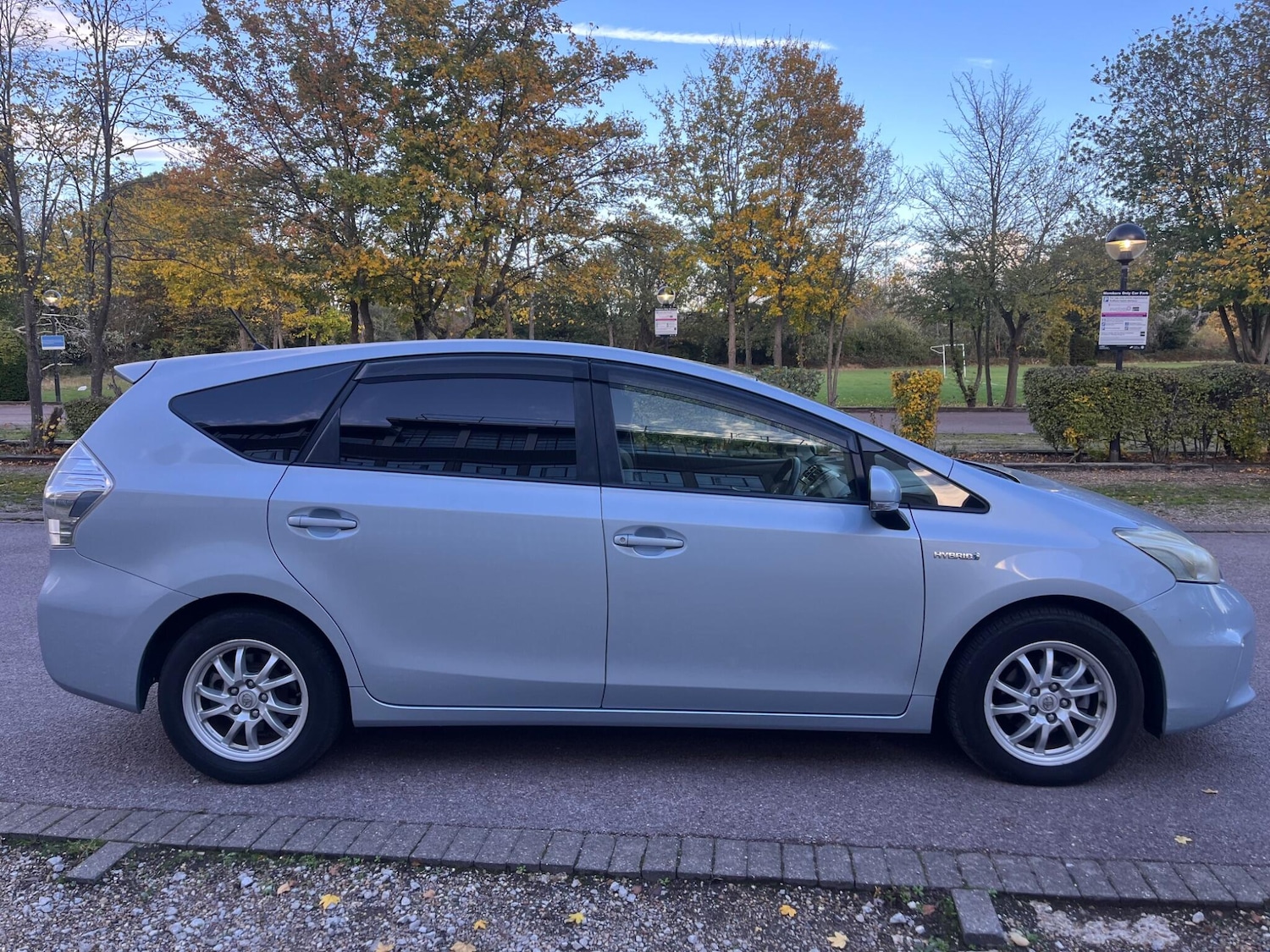 Used Toyota Prius+ for sale - 76476441: Photo 15