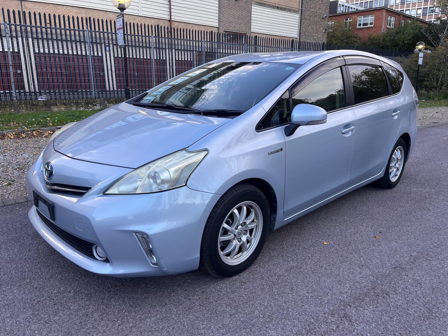 Used Toyota Prius+ for sale - 76476441: Photo 16