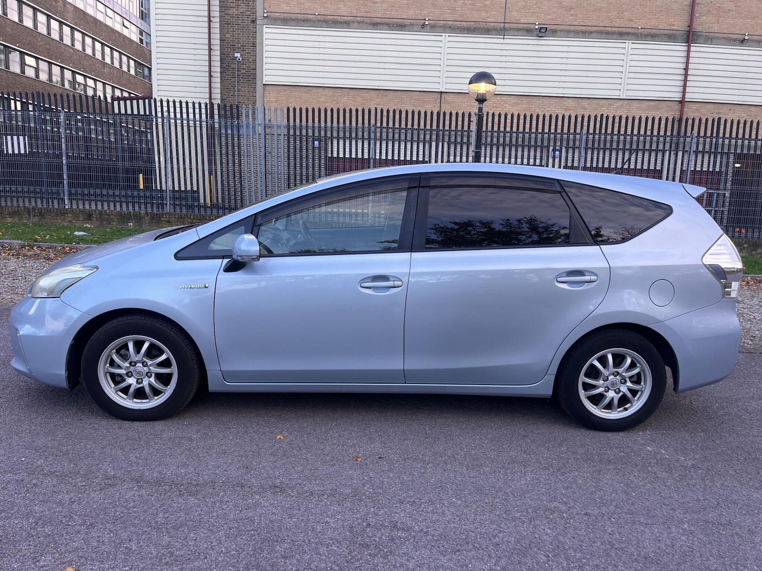 Used Toyota Prius+ for sale - 76476441: Photo 19