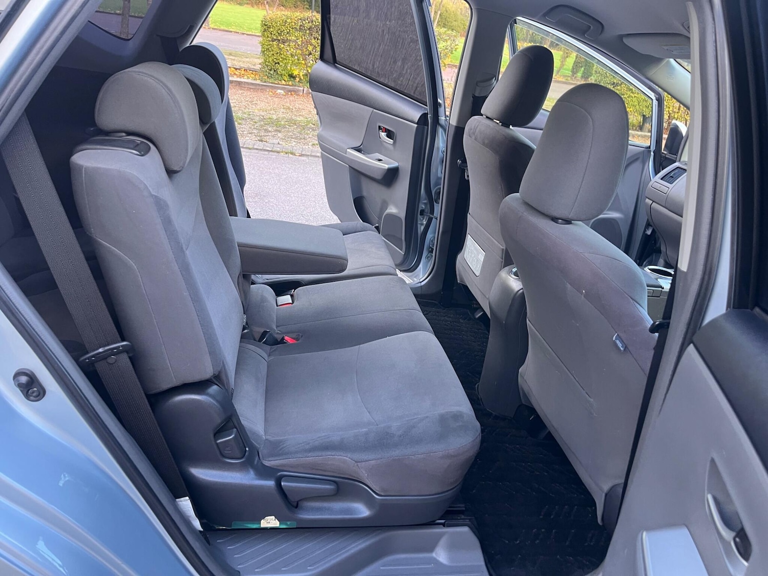 Used Toyota Prius+ for sale - 76476441: Photo 26