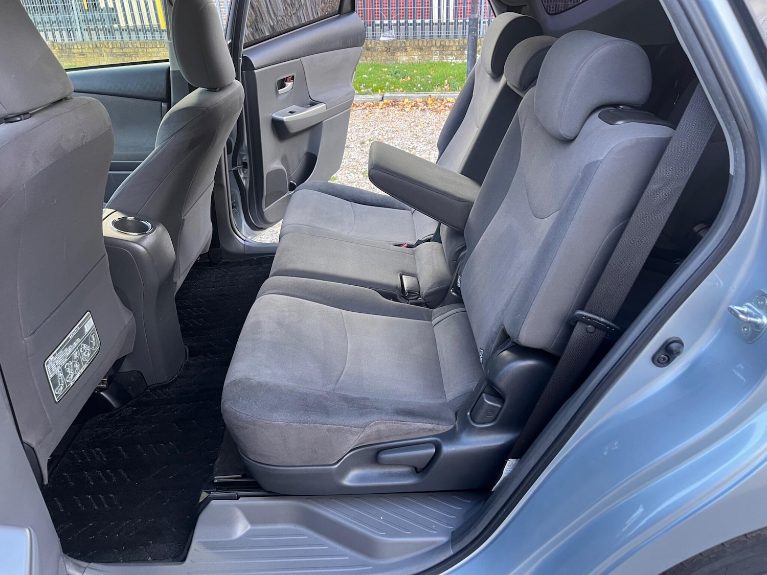 Used Toyota Prius+ for sale - 76476441: Photo 28