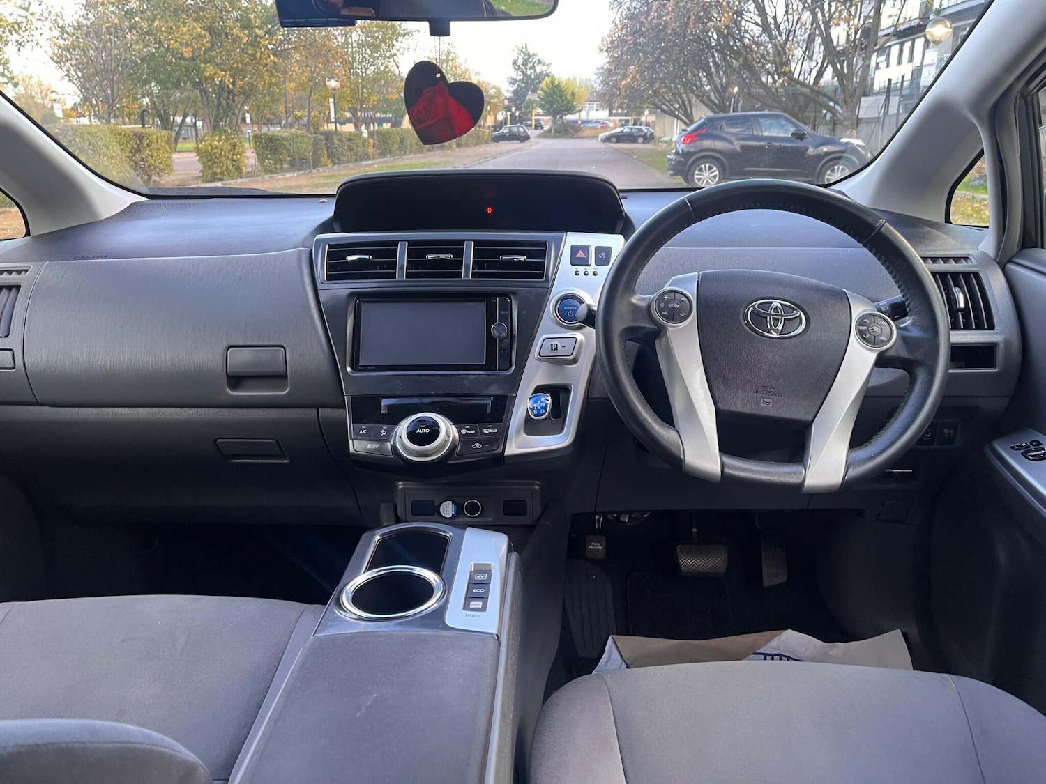 Used Toyota Prius+ for sale - 76476441: Photo 34