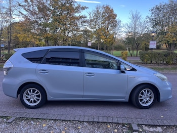 Used Toyota Prius+ 2013 for sale - 76476441: Photo