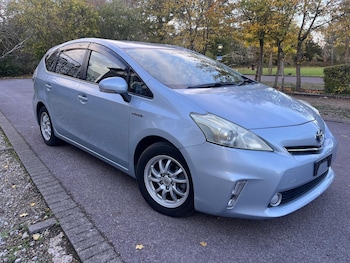 Used Toyota Prius+ 2013 for sale - 76476441: Photo