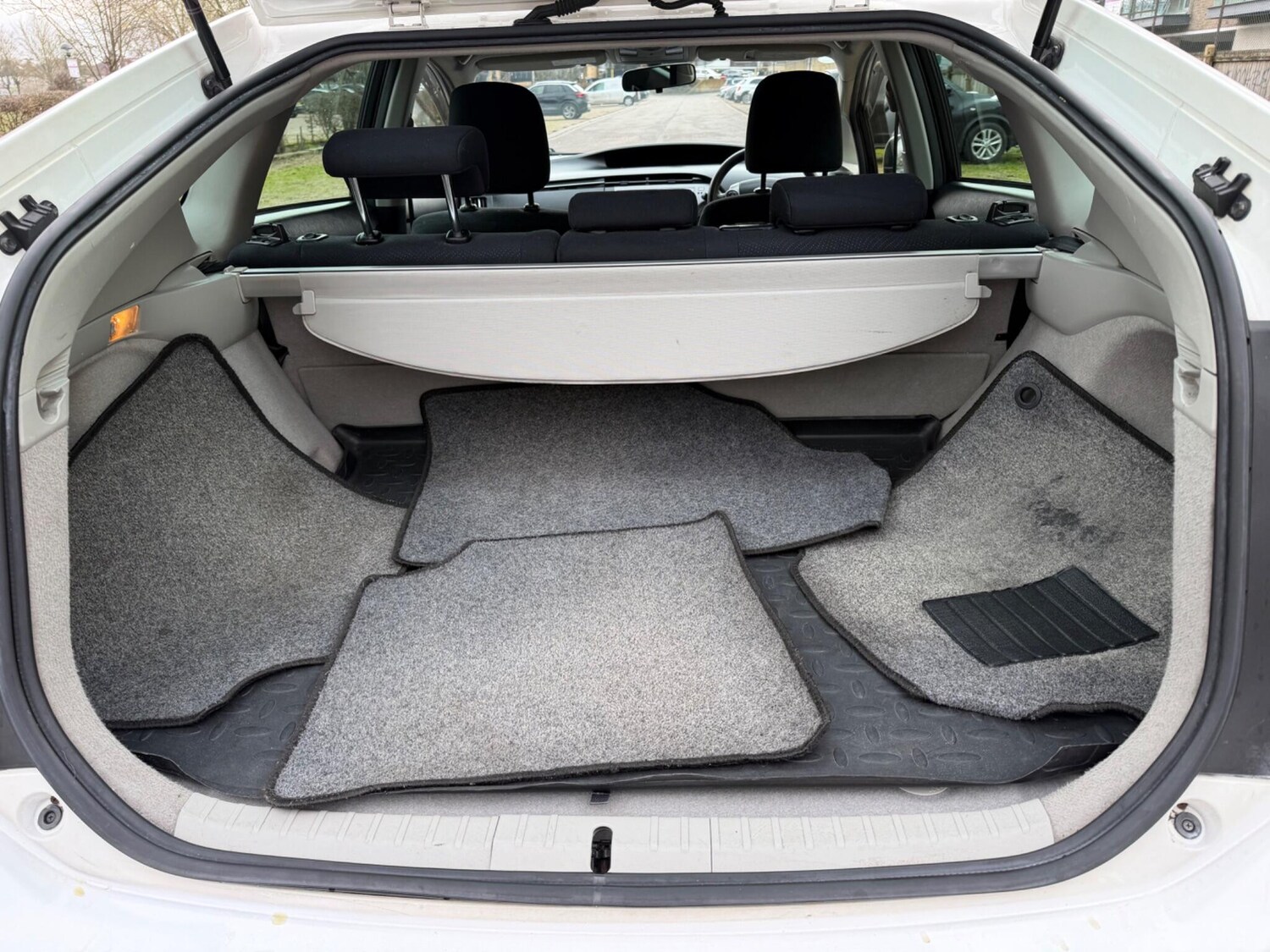 Used Toyota Prius 2019 for sale - 77496818: Photo 10