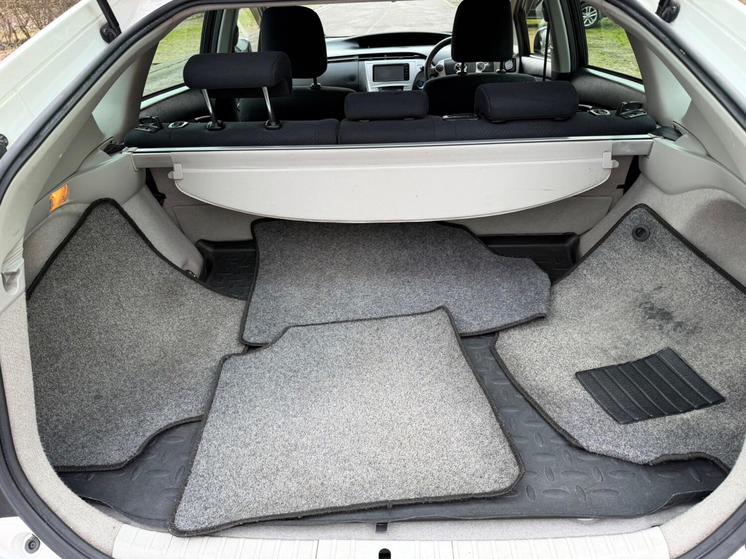 Used Toyota Prius 2019 for sale - 77496818: Photo 30