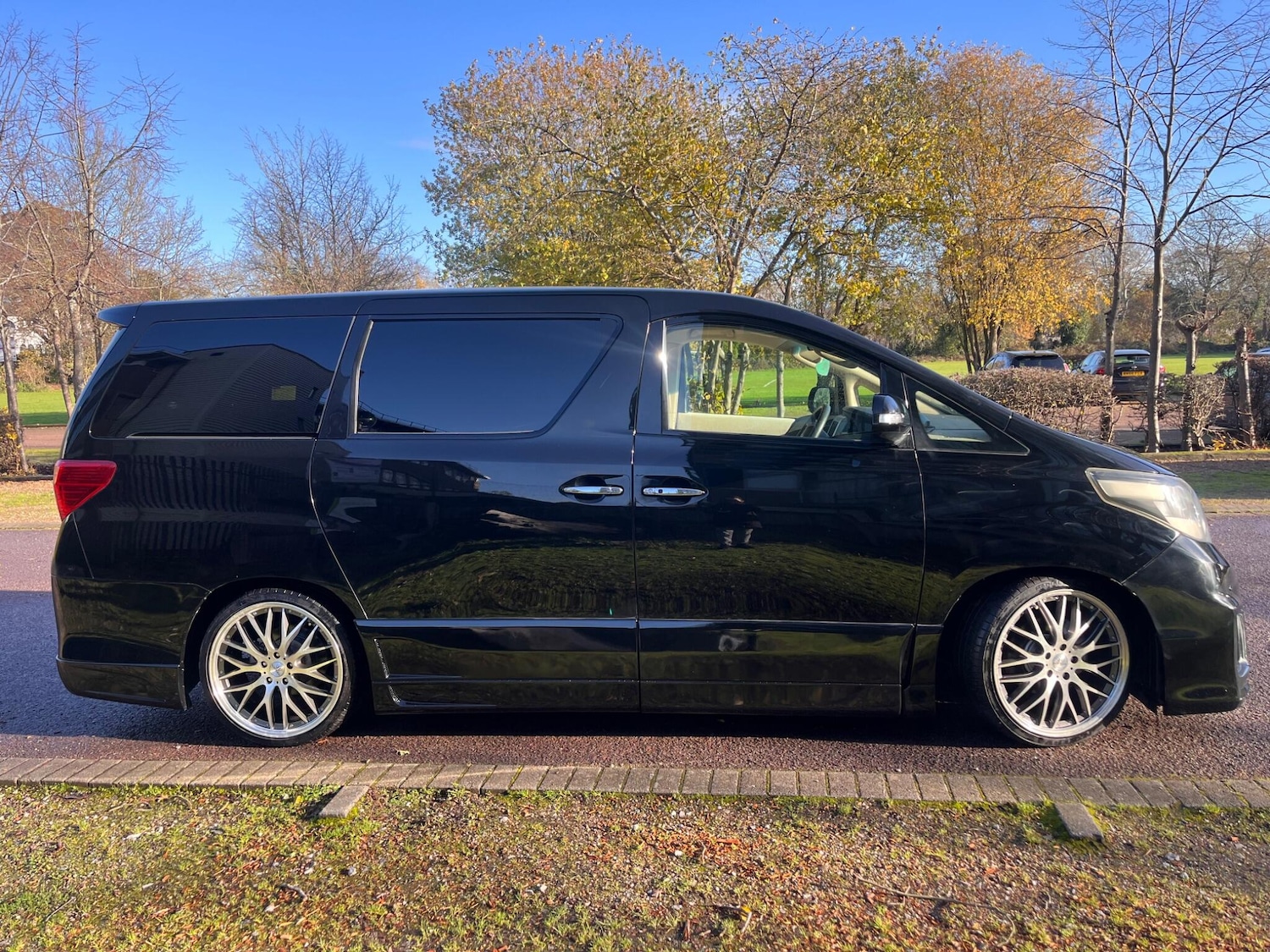 Used Toyota Alphard 2025 for sale - 76786640: Photo 1