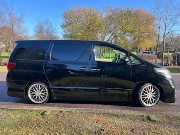 Used Toyota Alphard 2011 for sale - 76786640: Photo