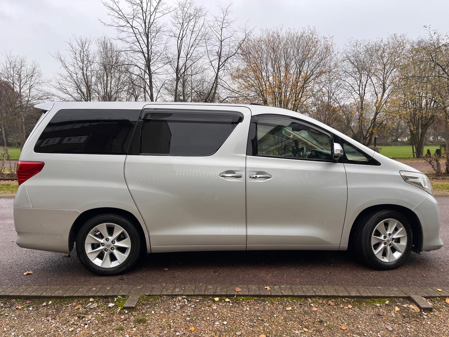 Used Toyota Alphard for sale - 77021153: Photo 14