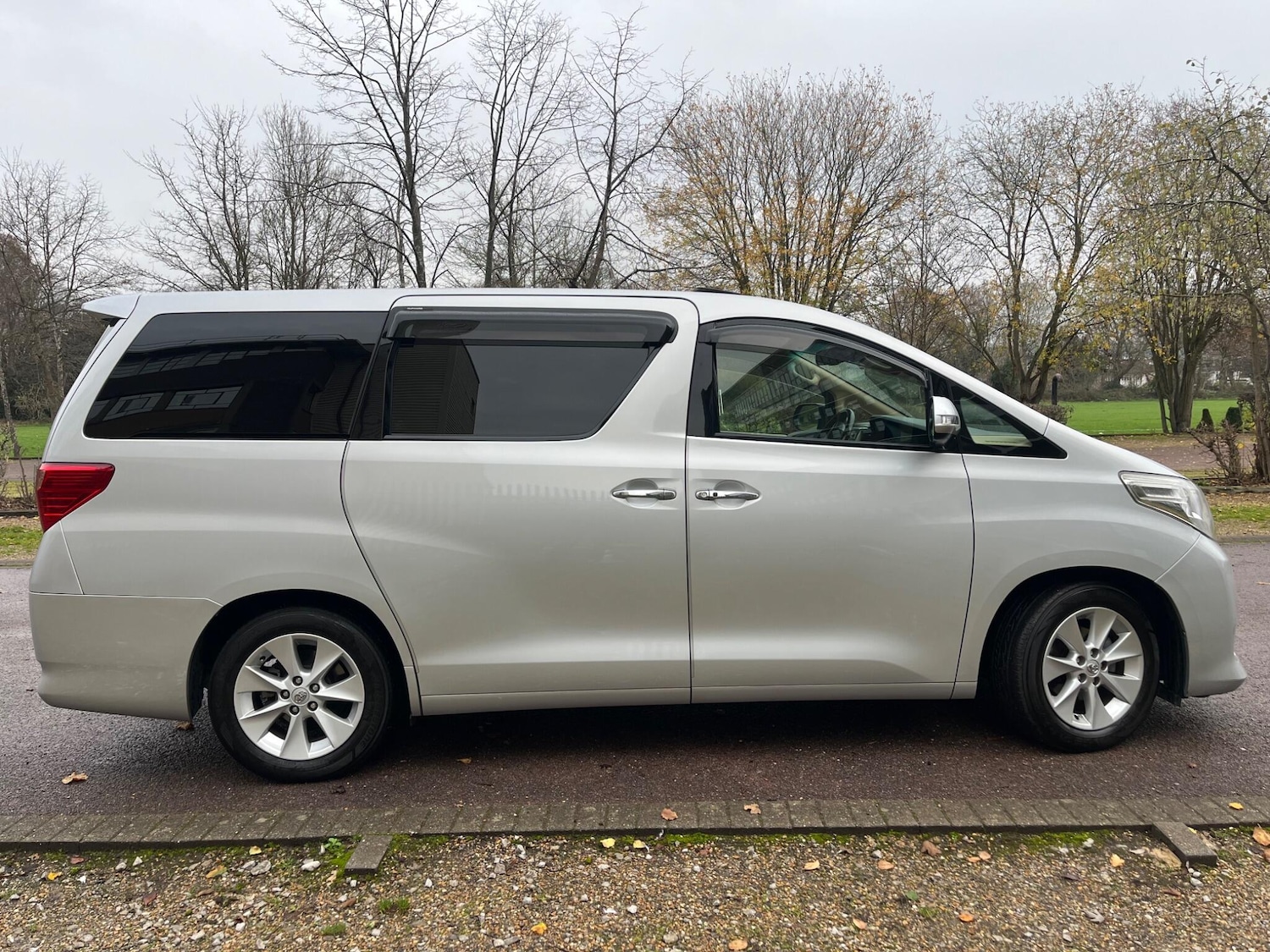 Used Toyota Alphard for sale - 77021153: Photo 15