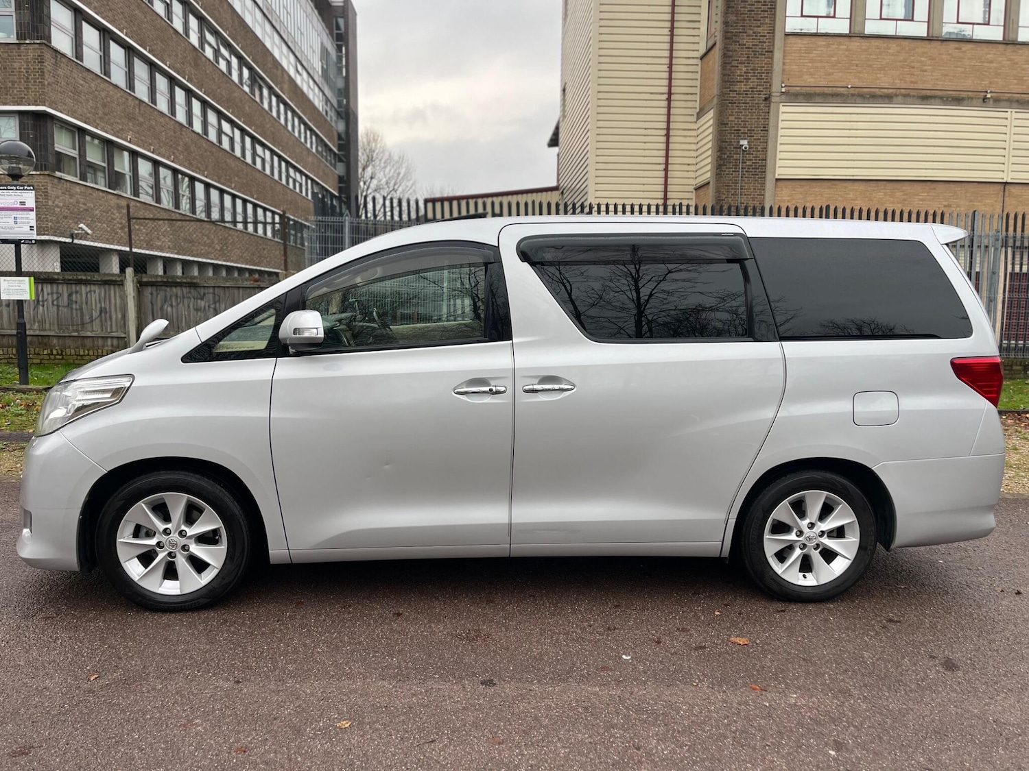 Used Toyota Alphard for sale - 77021153: Photo 23