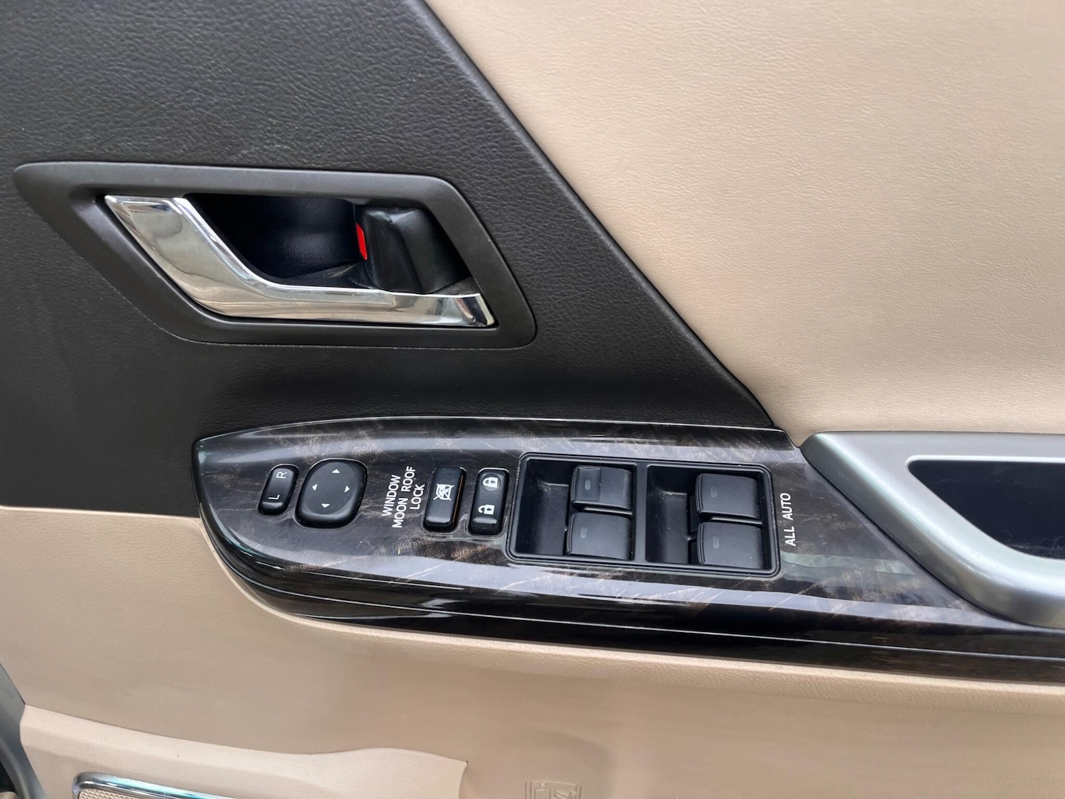 Used Toyota Alphard for sale - 77021153: Photo 36