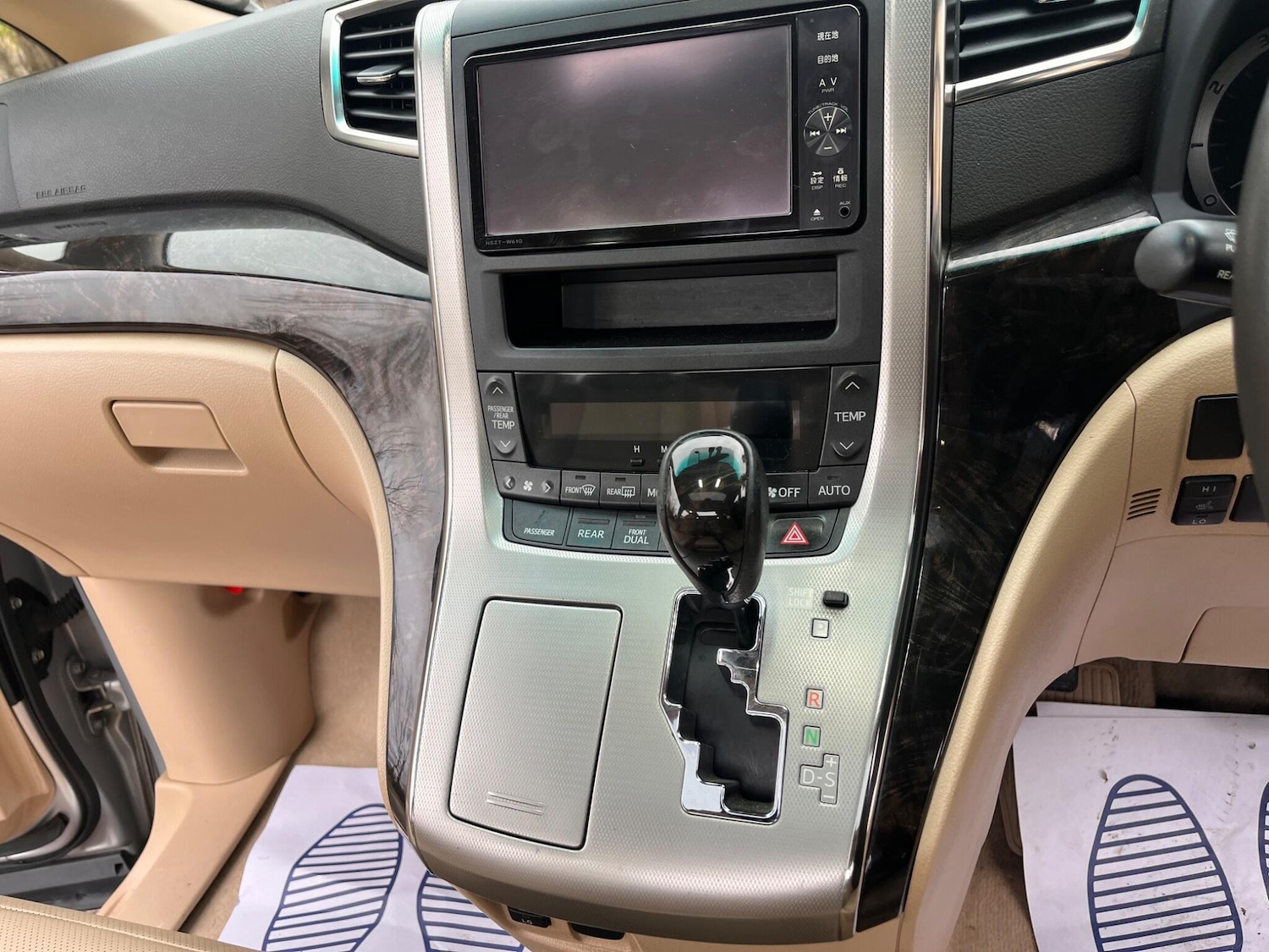 Used Toyota Alphard for sale - 77021153: Photo 39