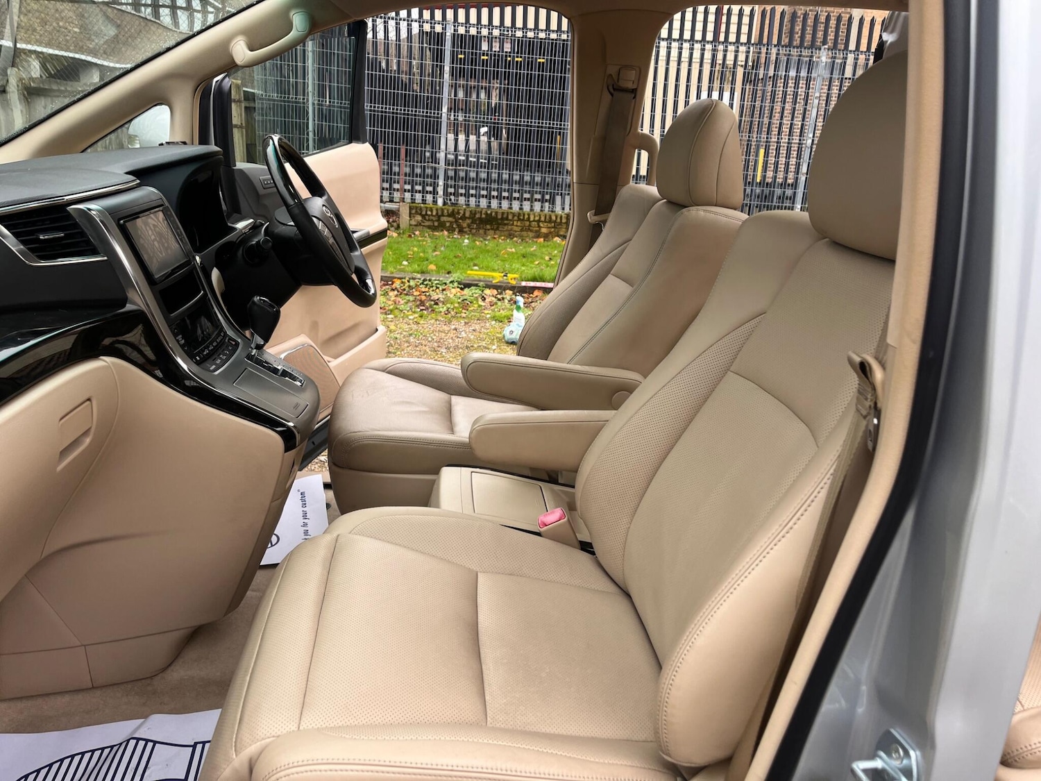 Used Toyota Alphard for sale - 77021153: Photo 44