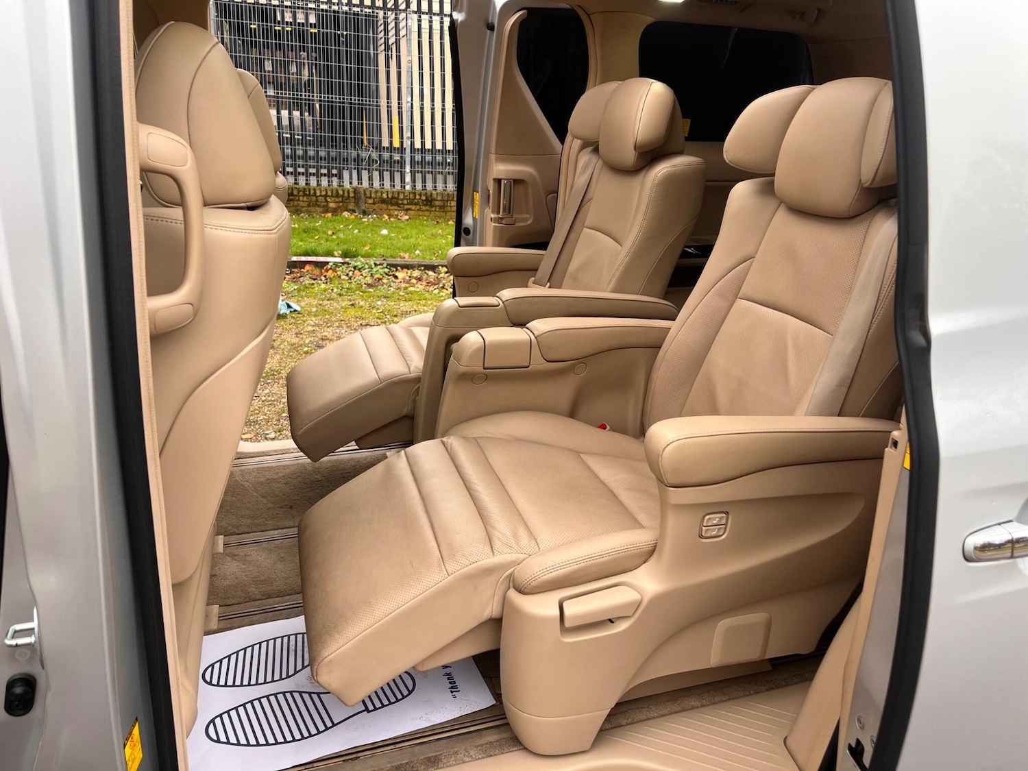 Used Toyota Alphard for sale - 77021153: Photo 46