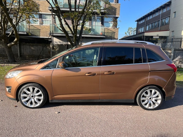 Used Ford Grand C-Max 2012 for sale - 76215505: Photo 17