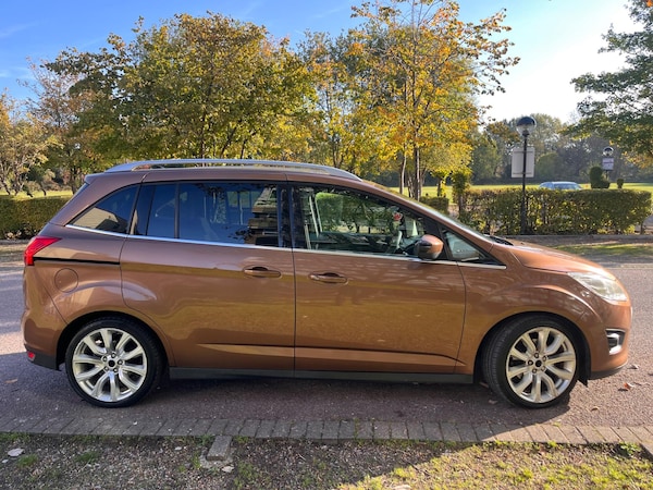Used Ford Grand C-Max 2012 for sale - 76215505: Photo 3