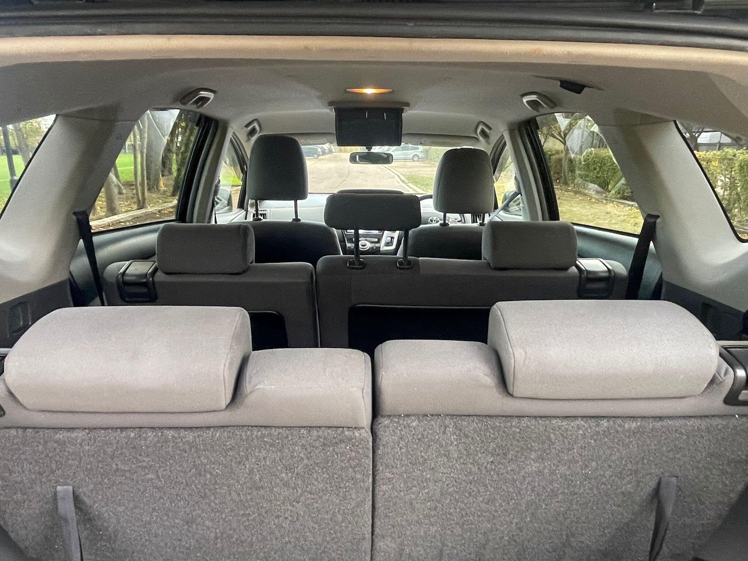 Used Toyota Prius+ for sale - 76457943: Photo 11