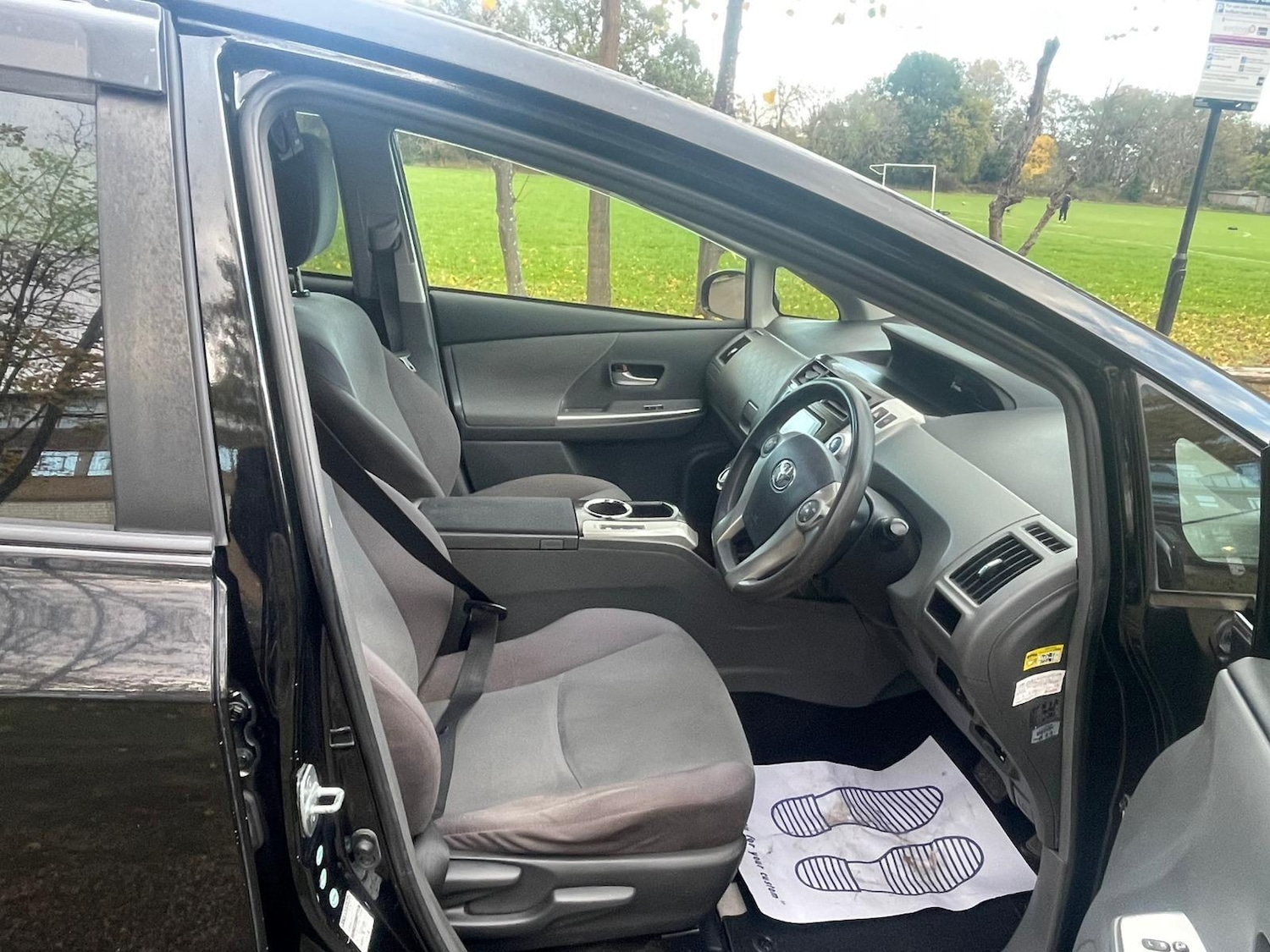 Used Toyota Prius+ for sale - 76457943: Photo 17